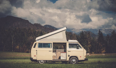 Power Your RV Adventures with a 200W 12V Monocrystalline Solar Panel