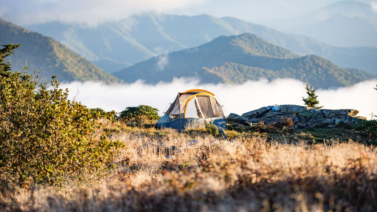 How Can Rocksolar's LiFePO4 Batteries Transform Your Fall Camping Trip?