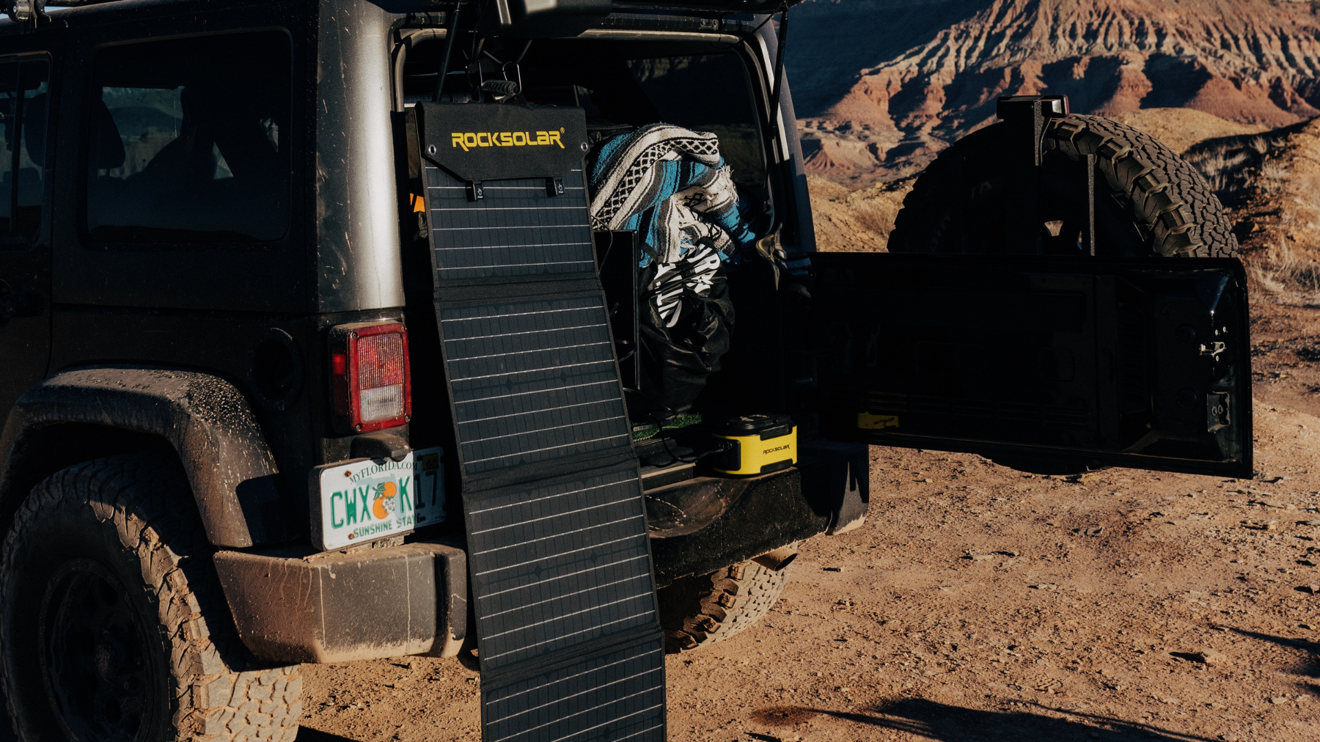 anker solar generators Anker SOLIX F3000 Portable Power Station